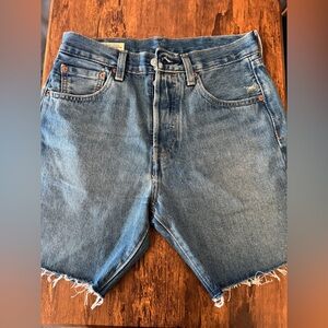 Levi's 501 Mid Thigh Denim Shorts Size 29